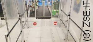 Portello Automatico con anta parziale Plexiglass metacrilato