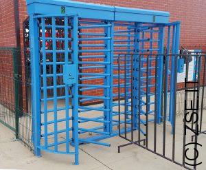 Tornello a tutta altezza verniciato