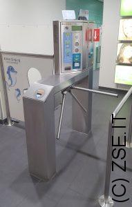 tornello acciaio inox con cassa automatica ingresso bagni