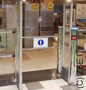 Portello con lettore QRCode per Uscita area Self Supermercato GDO